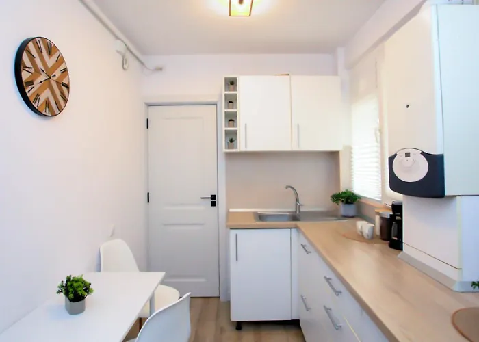 Apartment Flh - Emily's Secret Bucharest
