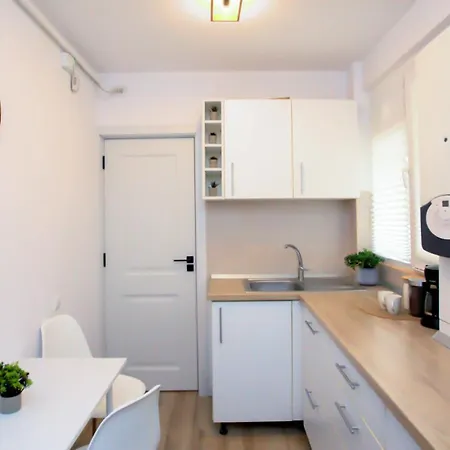 Apartment Flh - Emily's Secret Bucharest