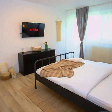 Flh - Emily's Secret * Boekarest