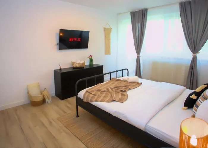 Flh - Emily's Secret * Bukurešť