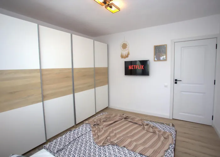 Apartment Flh - Emily's Secret